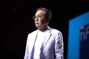 Robert Kiyosaki speaking | SOURCE: Wikimedia Commons