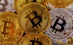Bitcoin Mining Firms Forge Ahead with Expansion Amidst Profitability Slump 